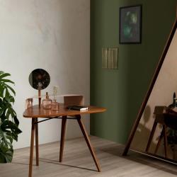 Red Cube Furniture - Elegant Wooden Desk
