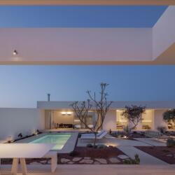 M O B Design Studio Casa Oblivio A Ground Floor Residence With The Main Characteristic Of The Inner Patio